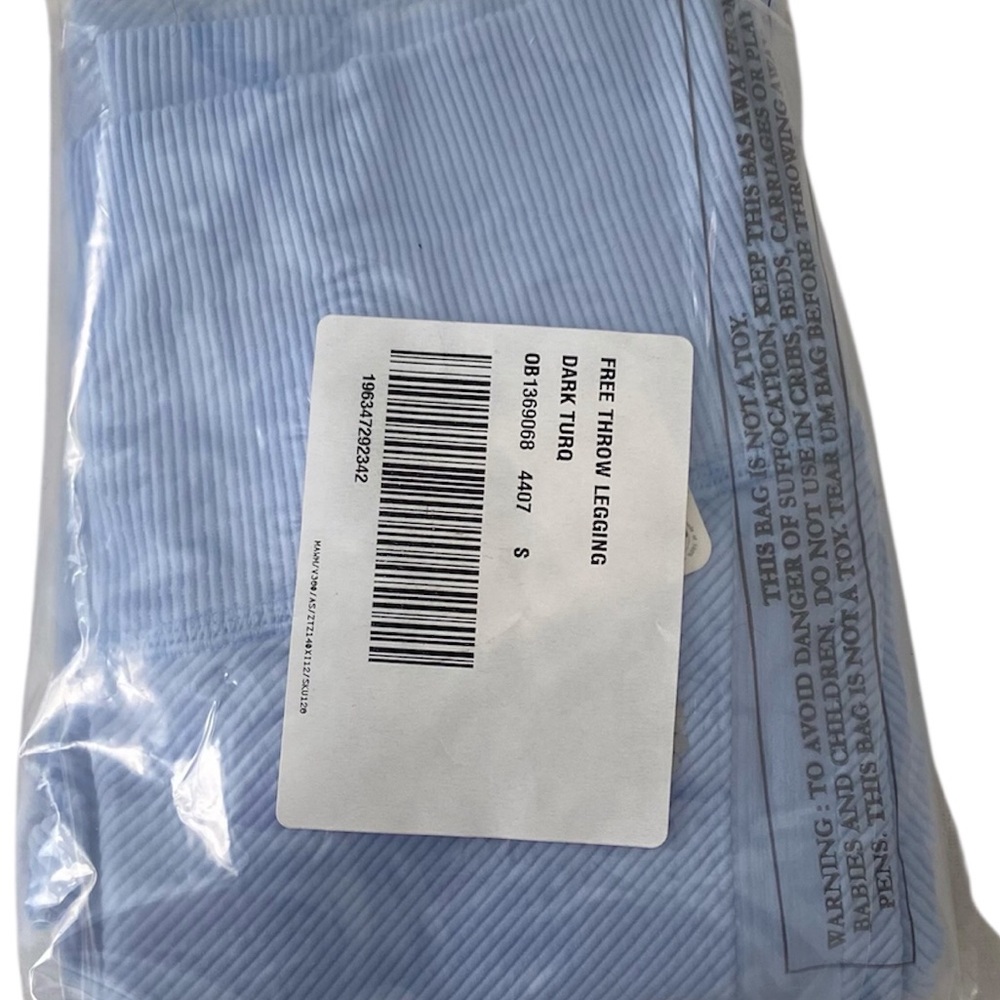 NWT free people throw leggings in blue quartz sz S sealed in packaging HP!x3 - Picture 5 of 5
